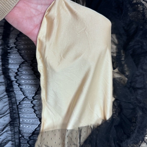 BRAND NEW Max Studio Lace Art Deco Tan & Black Lace Dress Size XL - Picture 6 of 6